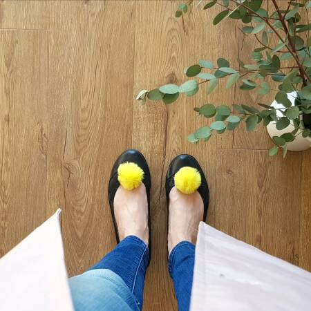 Pompony na buty / Yellow